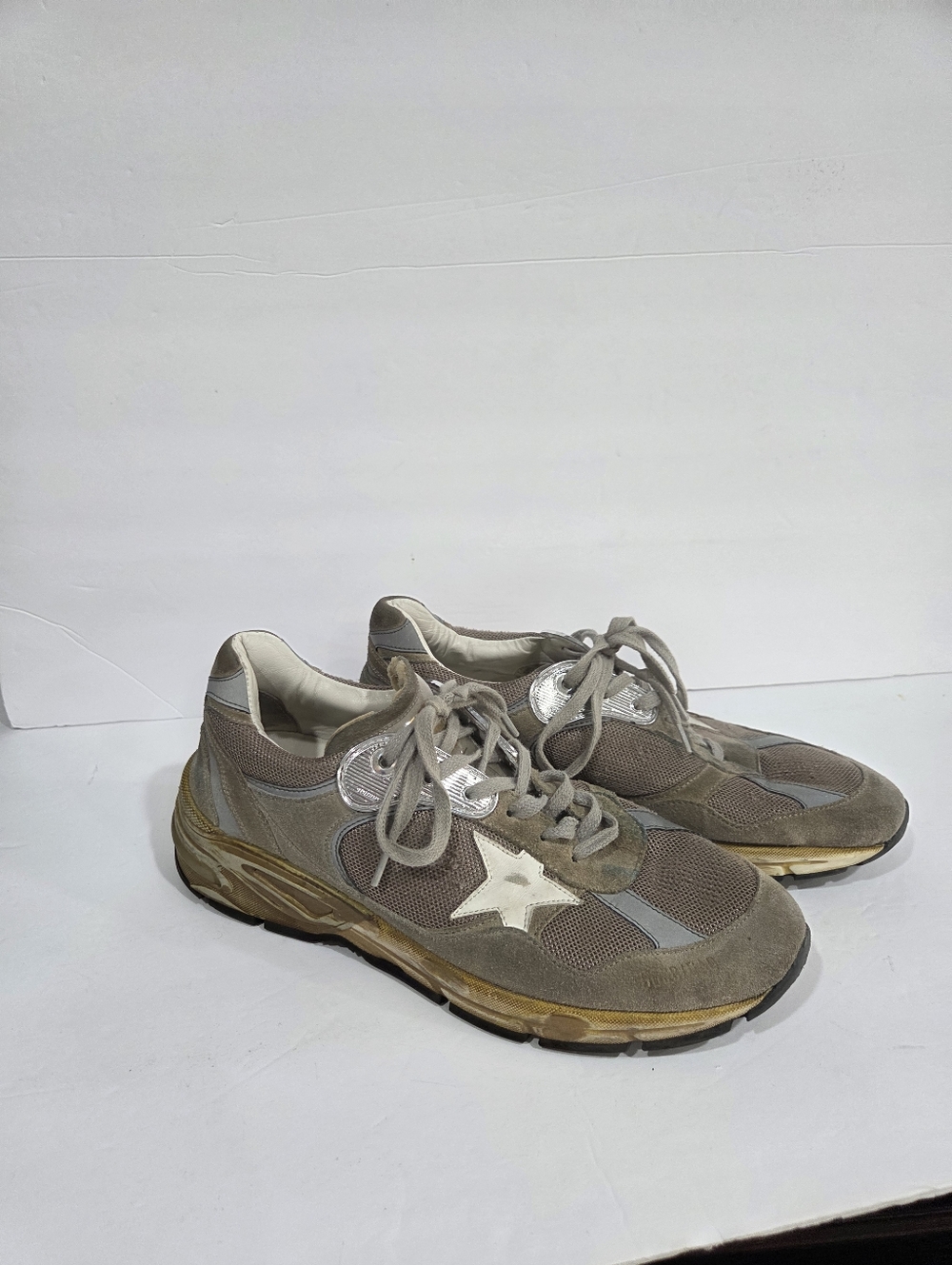 Golden Goose Dad-Star Gray Suede   Lace-Up Sz.41/ 8 US